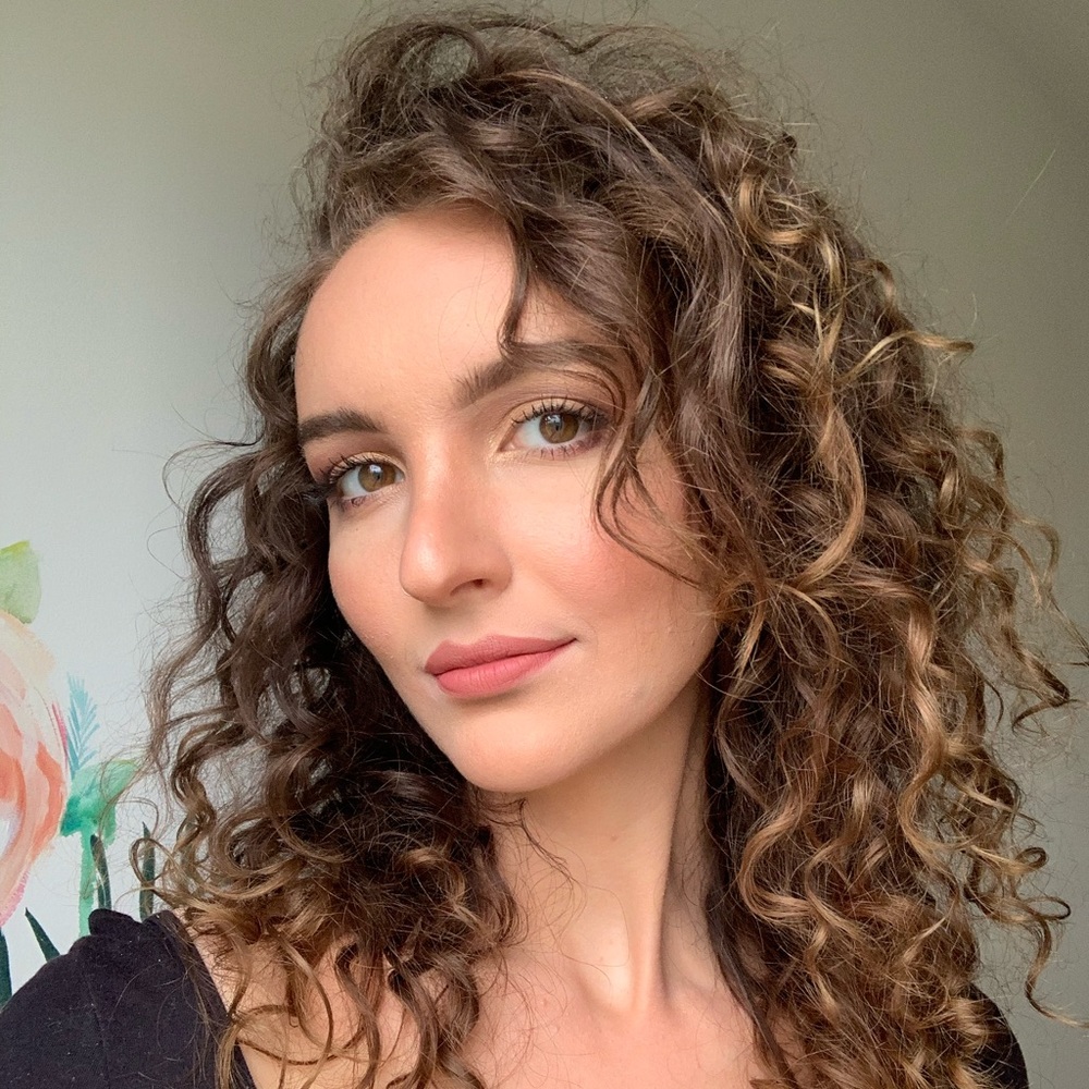 Meet your Posher, Hannah